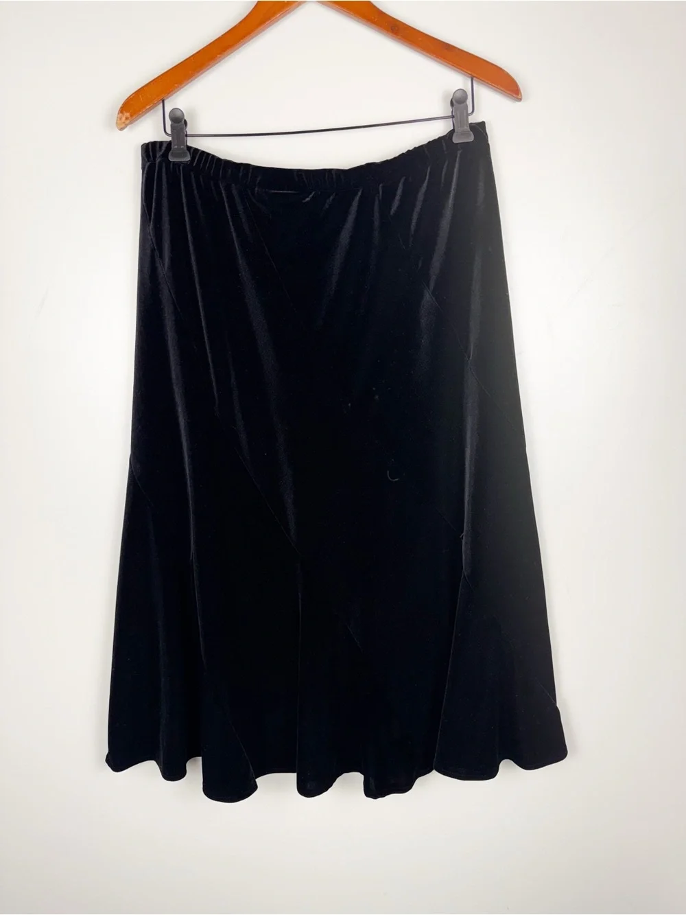 Dressbarn Womens Large L Black Velvet Paneled Flared Swing Skirt Whimsigoth⁠